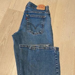 Medium wash vintage Levi jeans